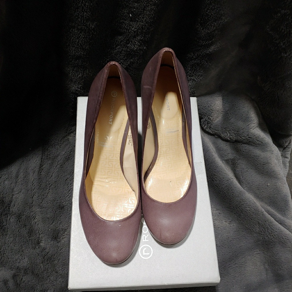 Purple Pumps